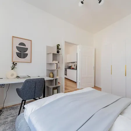 Altbau Im Zentrum Potsdams Apartment *